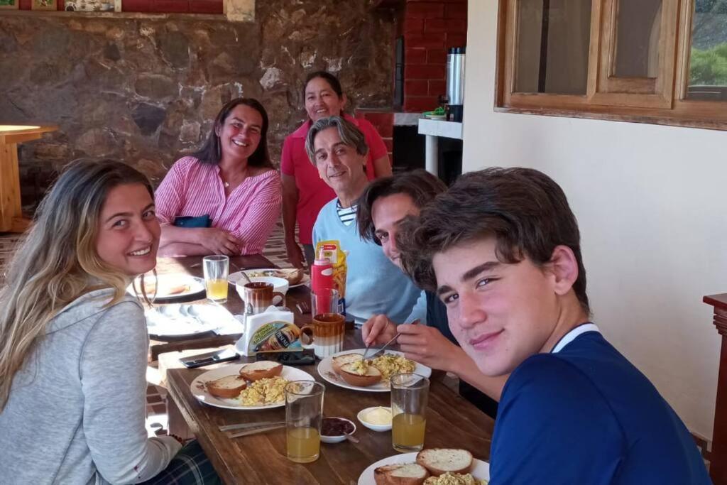 Hostal Dona Clarita & Vegetarian Food Chugchilán Exteriör bild