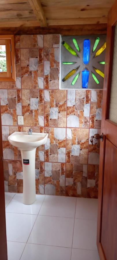 Hostal Dona Clarita & Vegetarian Food Chugchilán Exteriör bild