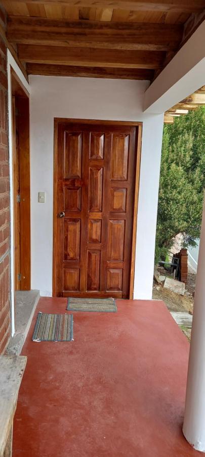 Hostal Dona Clarita & Vegetarian Food Chugchilán Exteriör bild